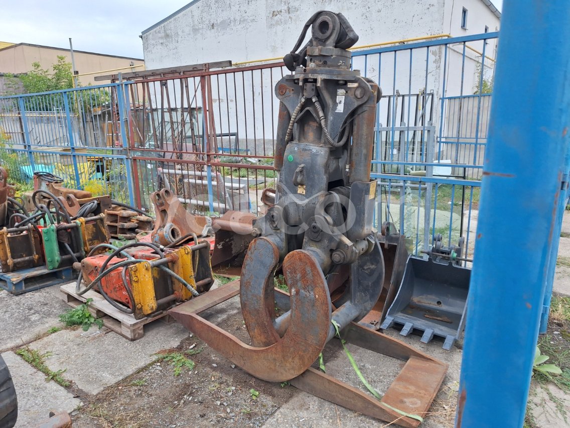 Online aukce:   KINSHOFER T25V
