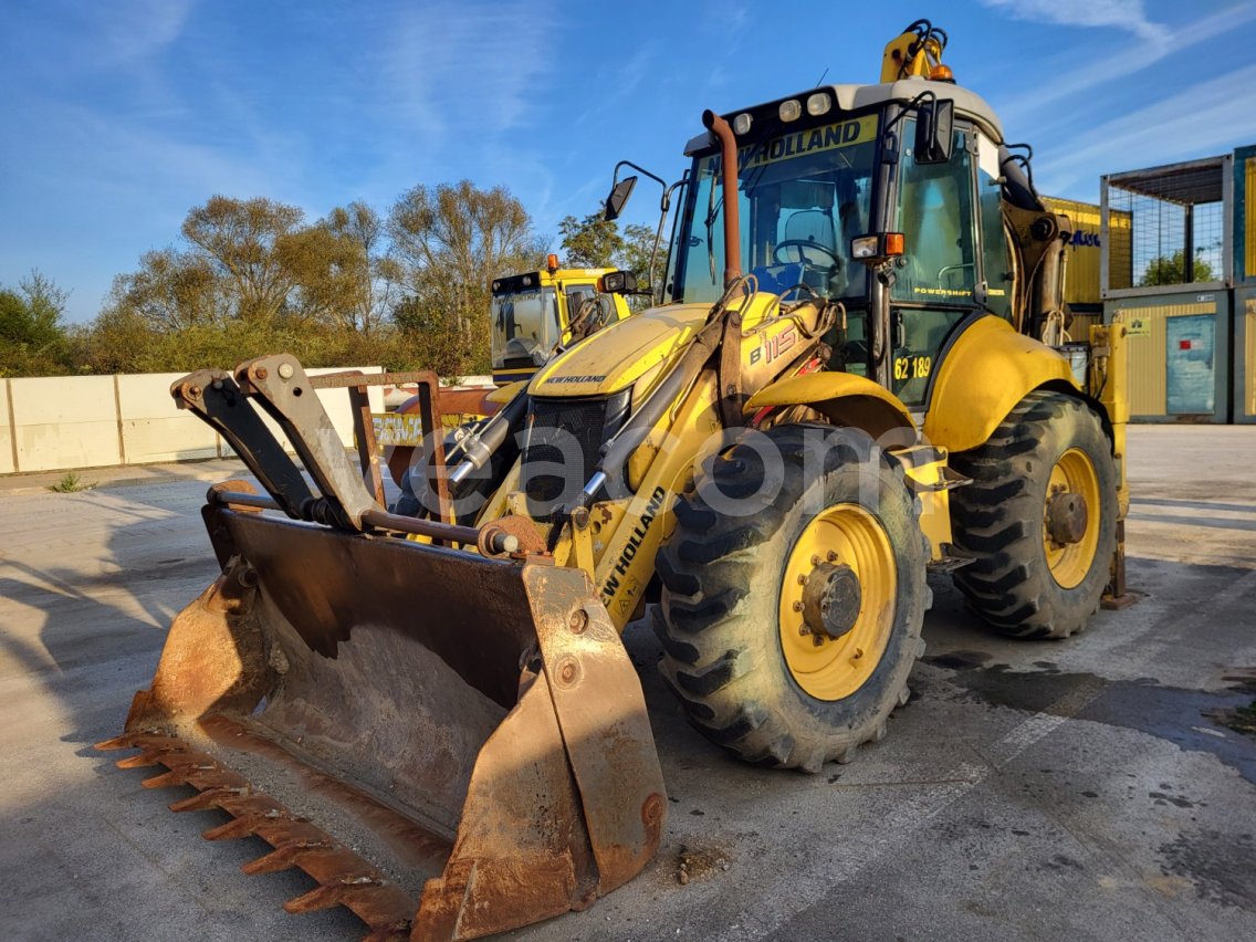 Online aukce: NEW HOLLAND  B115C
