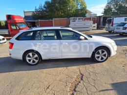 Online aukce: ŠKODA  OCTAVIA 4X4
