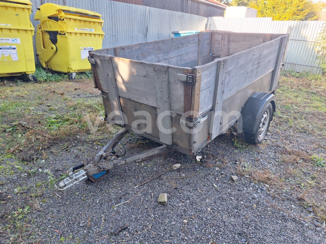 Online aukce:   SPORT JACHT PS 600 M4