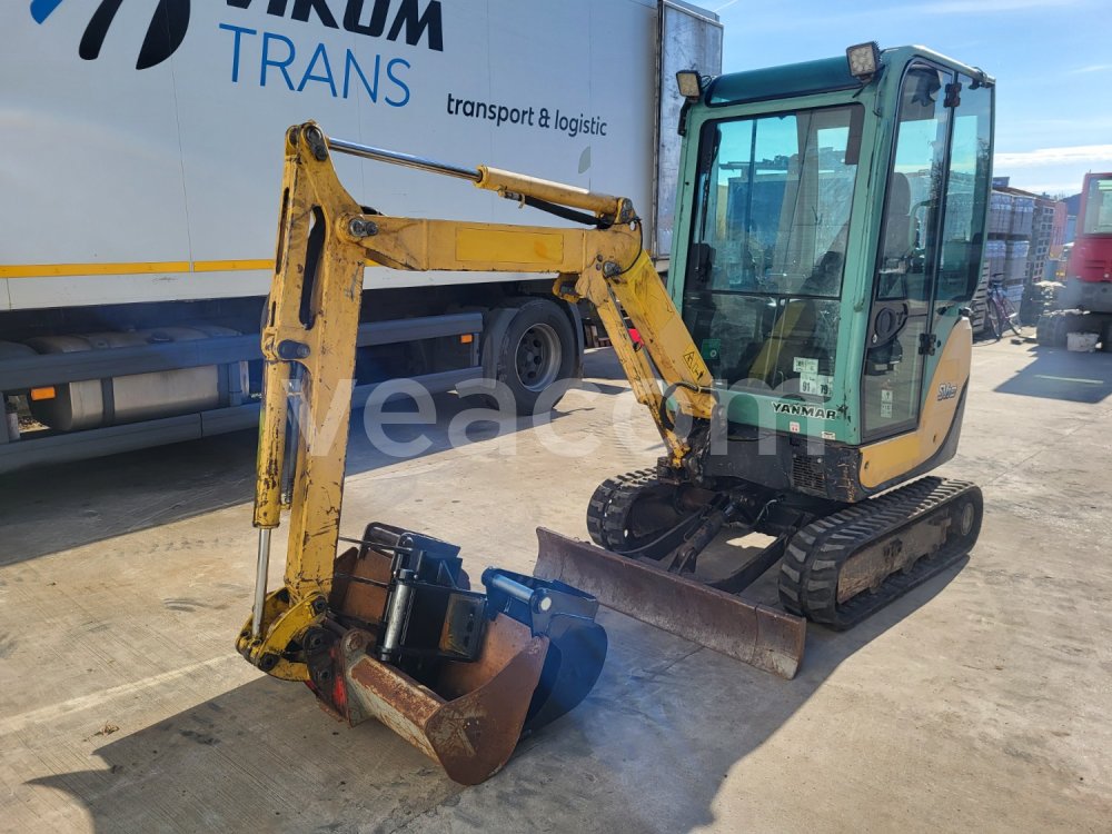Online aukce: YANMAR  SV18