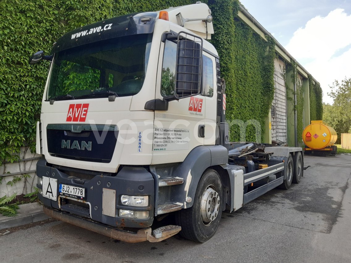 Online auction: MAN  TGS 26.400 6x4 BL