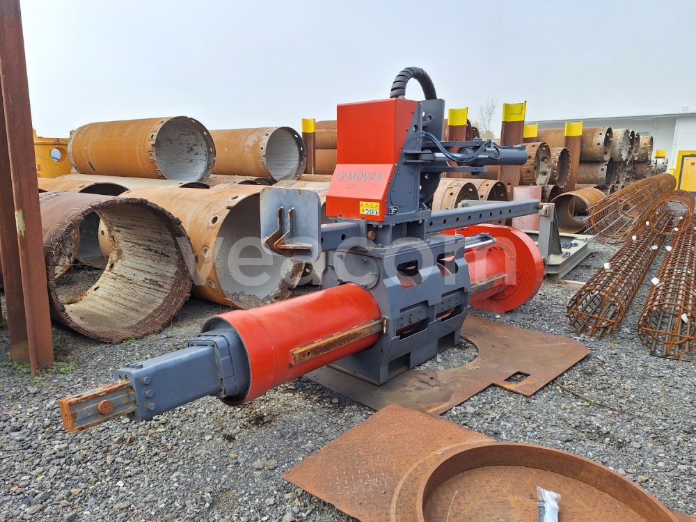 Online aukce:  MOVAX TAD - 32