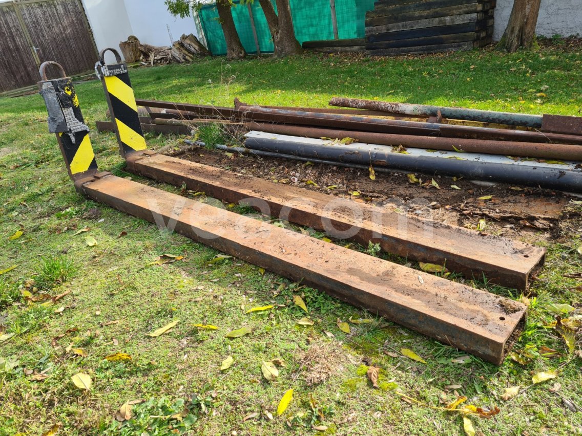 Online aukce:   PALETIZAČNÍ VIDLE 210 CM