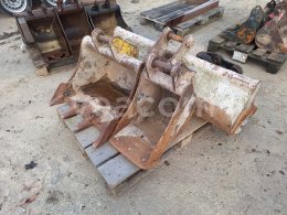 Online aukce:   RYCHLOUPÍNÁK A LŽÍCE PRO TAKEUCHI TB 125/228