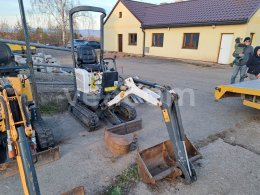 Online aukce: BOBCAT  E08