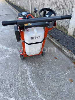 Online-Versteigerung:   HUSQVARNA FS400 LV