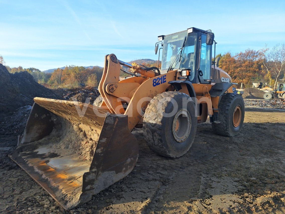 Інтернет-аукціон: CASE  821E 4X4