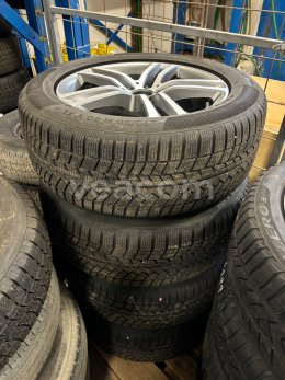 Online aukce:   ALU DISKY 8,5JX20 H2 ET42+ZIMNÍ PNEUMATIKY CONTINENTAL 275/50 R20