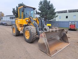 Online aukce: VOLVO  L 50 D 4X4