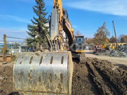 Online aukce: LIEBHERR  R946LC