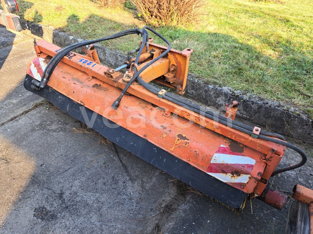 Online aukce:  BEILHACK SZ 1600