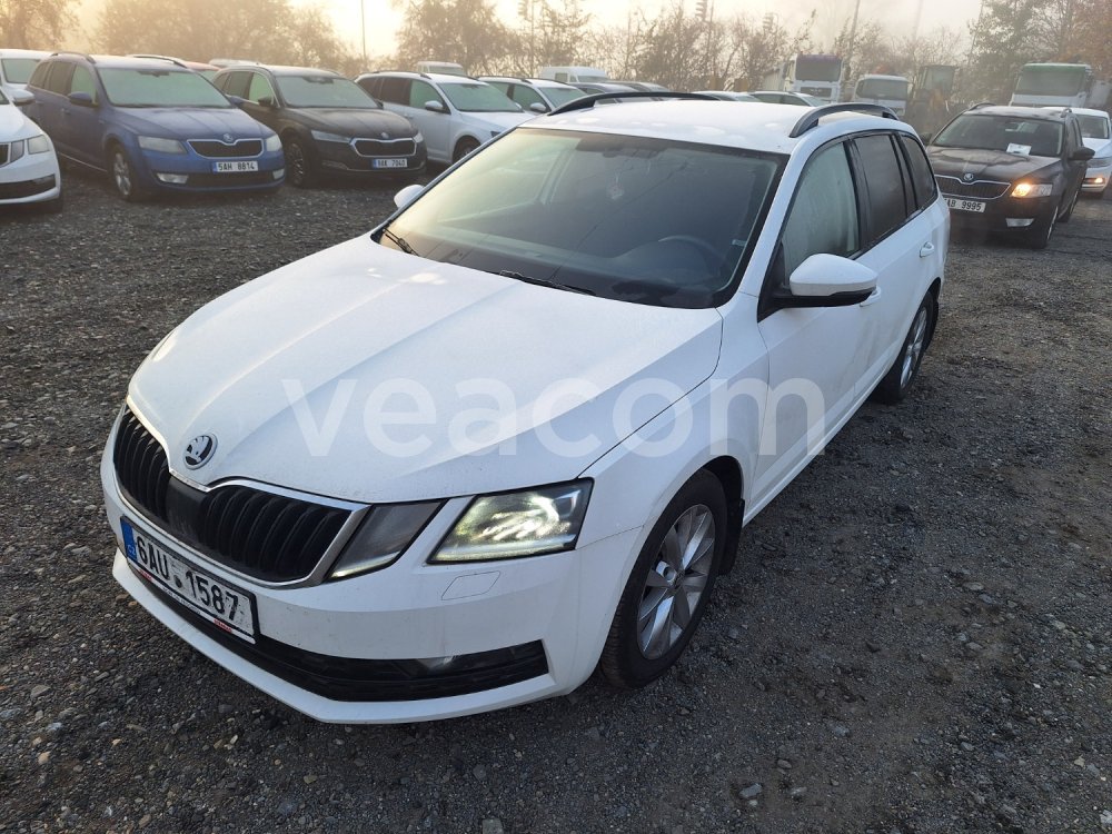 Online aukce: ŠKODA  OCTAVIA