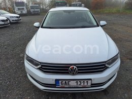 Online-Versteigerung: VOLKSWAGEN  PASSAT