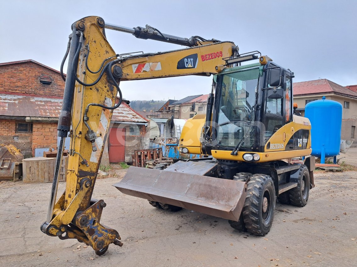 Online aukce: CATERPILLAR  M 313 D 4X4