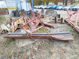 Online aukce:   SNĚHOVÁ RADLICE 300 CM ZA TRAKTOR