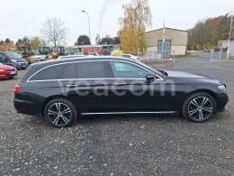 Online aukce: MB  E 220 D 4MATIC