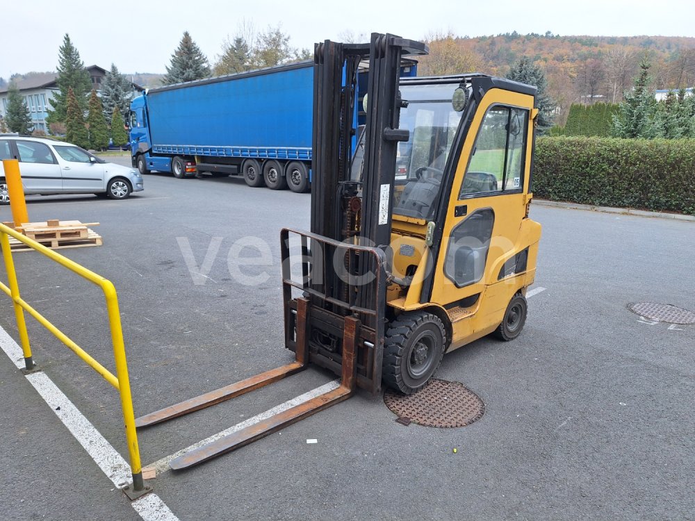 Online aukce: CATERPILLAR  DP 20 CN