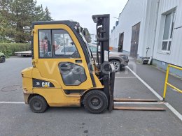 Online aukce: CATERPILLAR  DP 20 CN