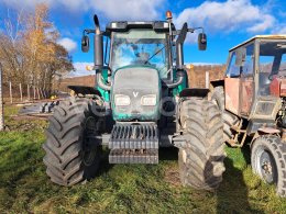 Online aukce: VALTRA  N142 4X4