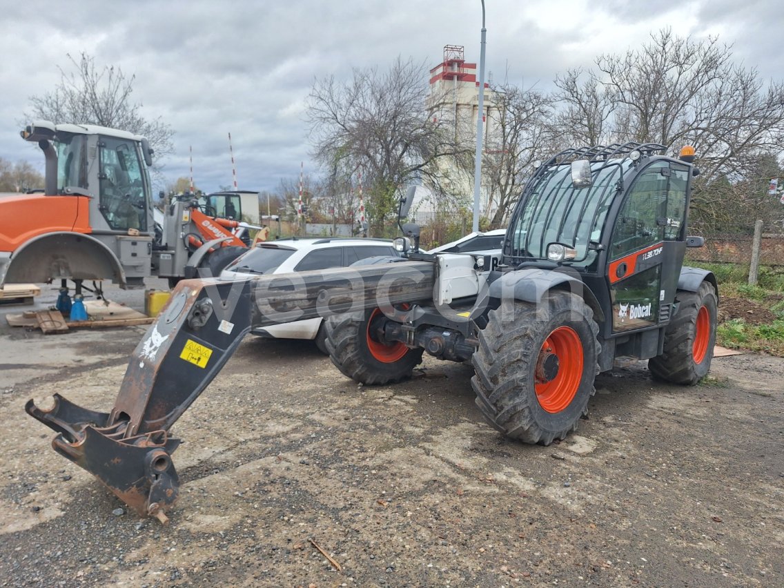 Online aukce: BOBCAT  TL38.70 4X4