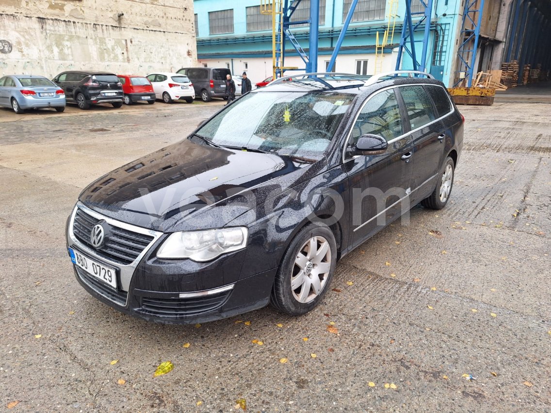 Online aukce: VOLKSWAGEN  PASSAT VARIANT