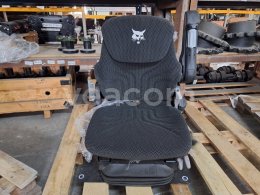 Online aukce:   SEDAČKA BOBCAT