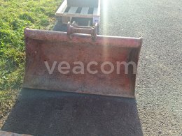 Online aukce:   SVAHOVÁ LŽÍCE PRO TAKEUCHI 90 CM