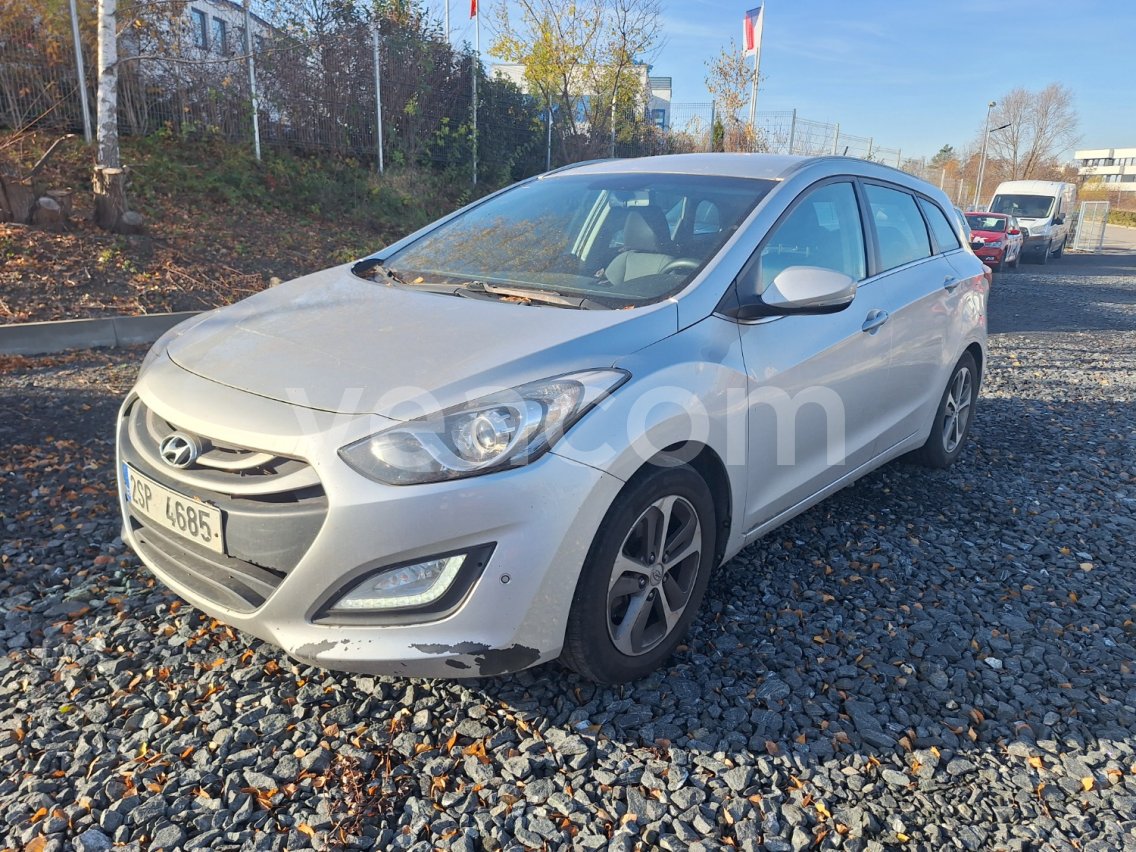 Online aukce: HYUNDAI  I 30