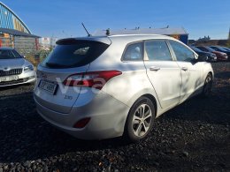 Online aukce: HYUNDAI  I 30
