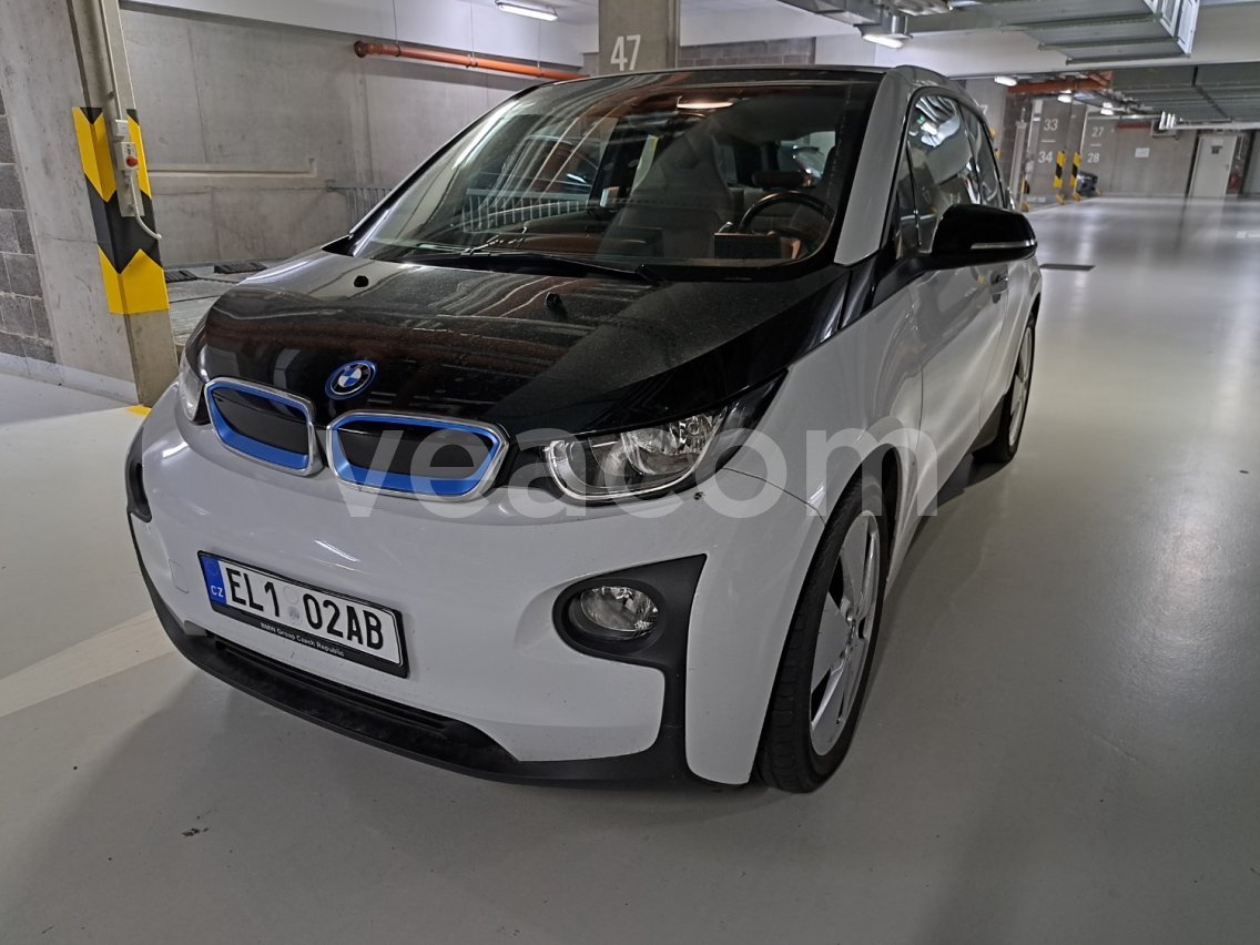 Online aukce: BMW  I3