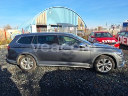 Online aukce: Volkswagen  PASSAT 4X4