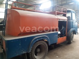 Online árverés:   Avia A30