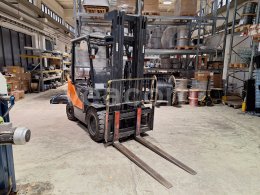 Online aukce: DOOSAN  G35C-5