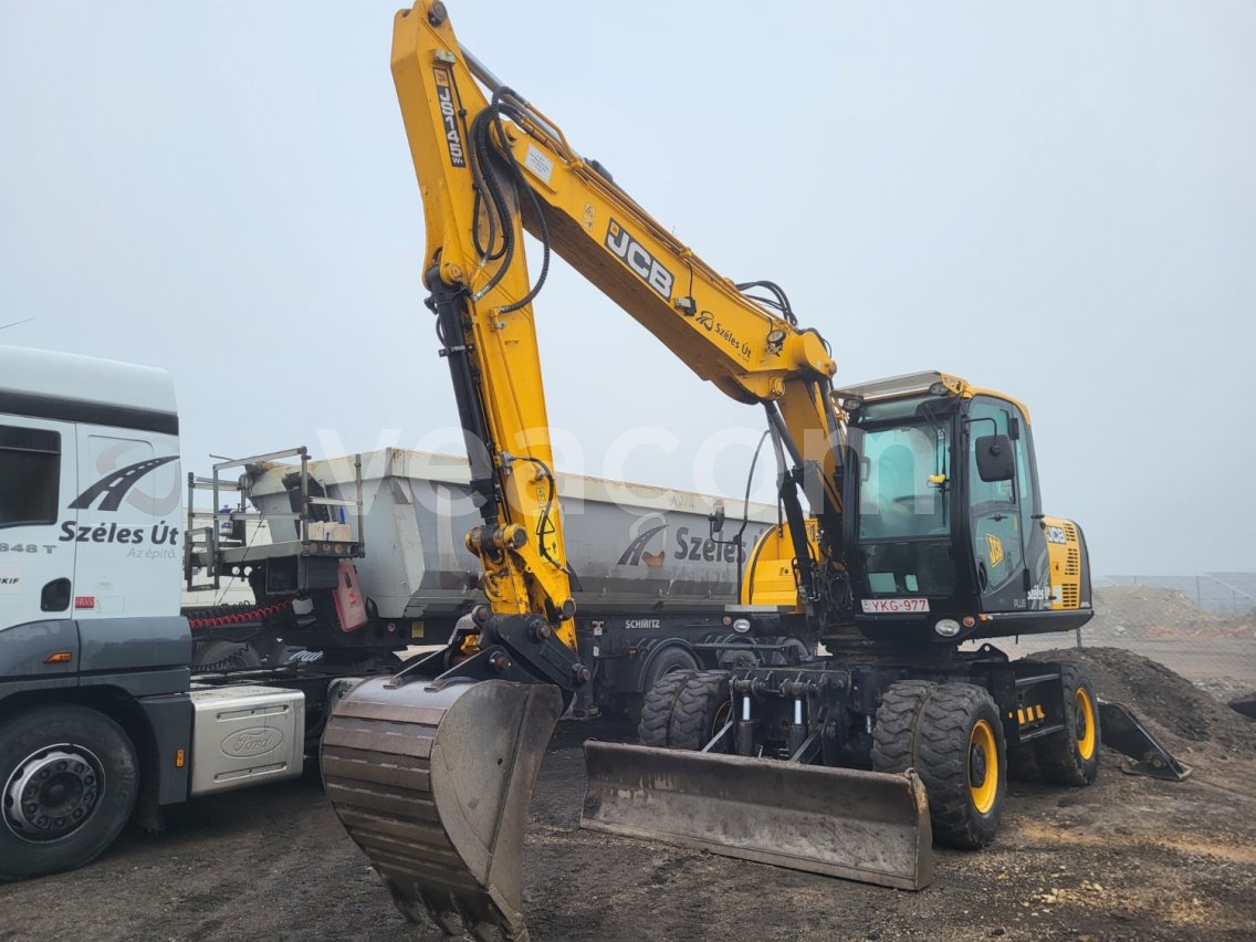 Online aukce: JCB  JS145W