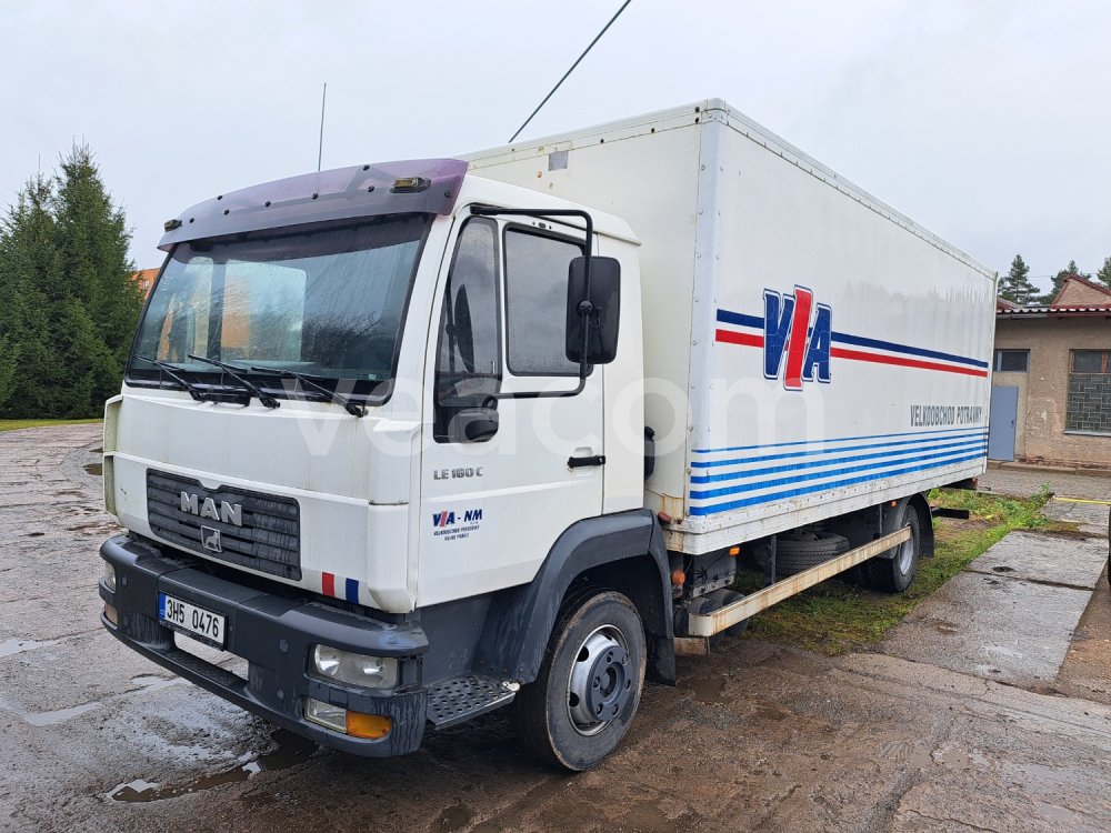 Online aukce: MAN  LE 12.185
