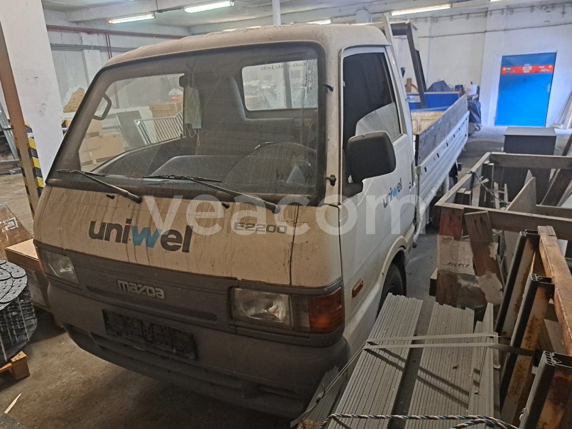 Online árverés: MAZDA  SD E 2200