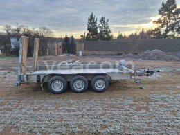 Online aukce: AGRICOM  DLP 35