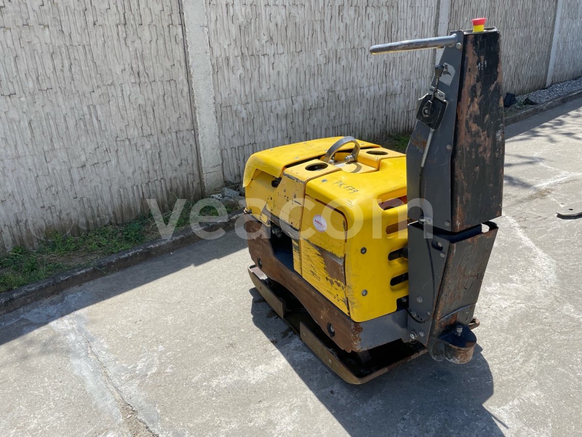 Online auction: ATLAS COPCO LH700