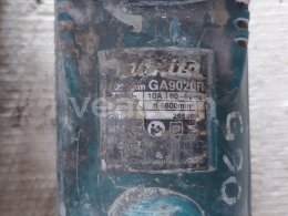 Online aukce:   MAKITA GA 9020R + MAKITA GA 9030R