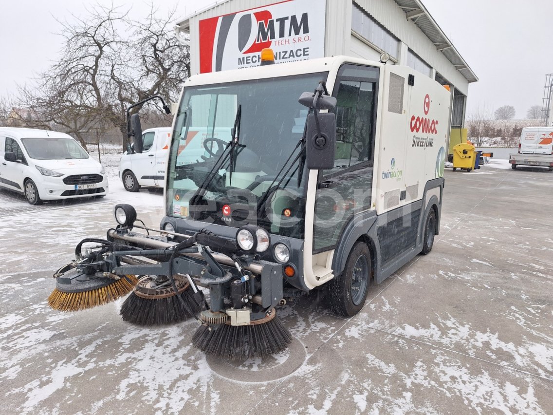 Online aukce: COMAC  CSS 140 D2