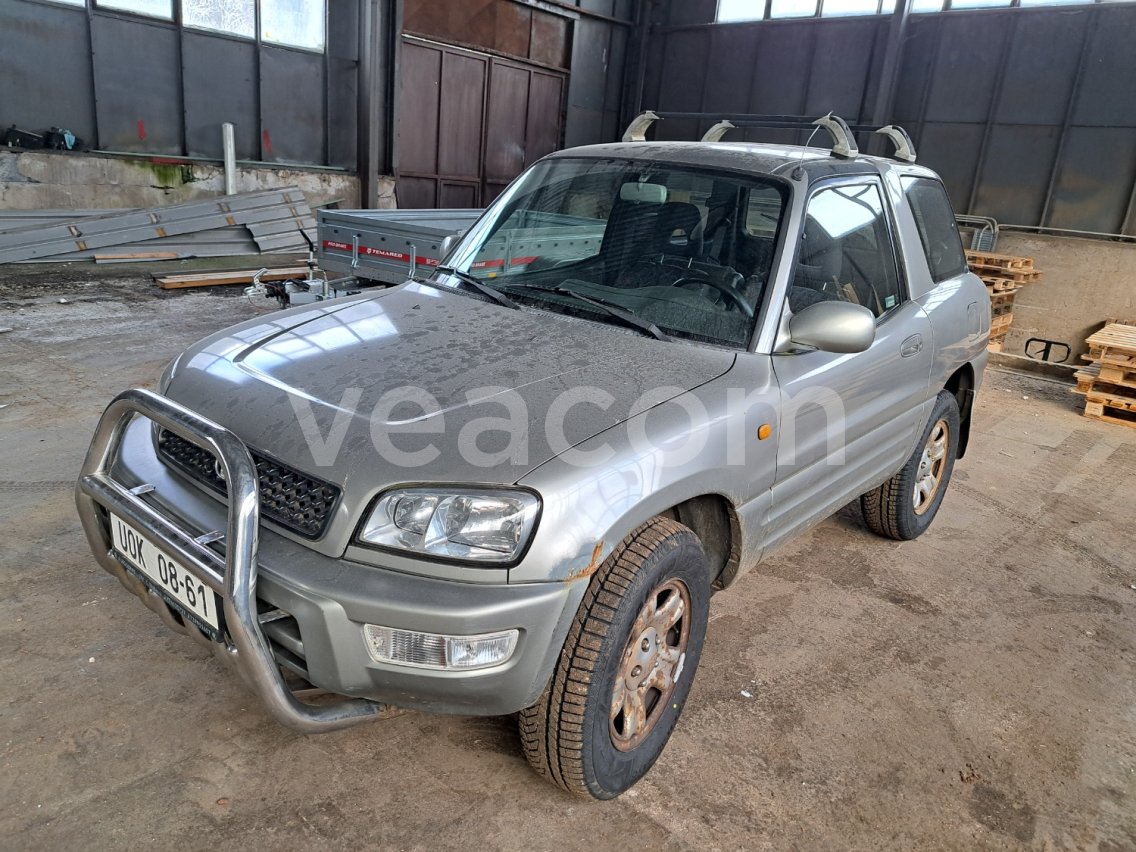 Online-Versteigerung: TOYOTA  RAV4 4X4