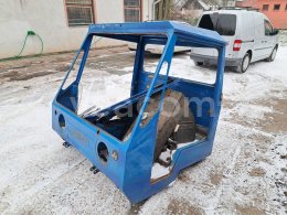 Online aukce:  NEVYBAVENÁ KABINA MULTICAR M 25 S DVEŘMI