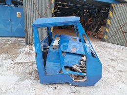 Online aukce:   NEVYBAVENÁ KABINA MULTICAR M 25 S DVEŘMI