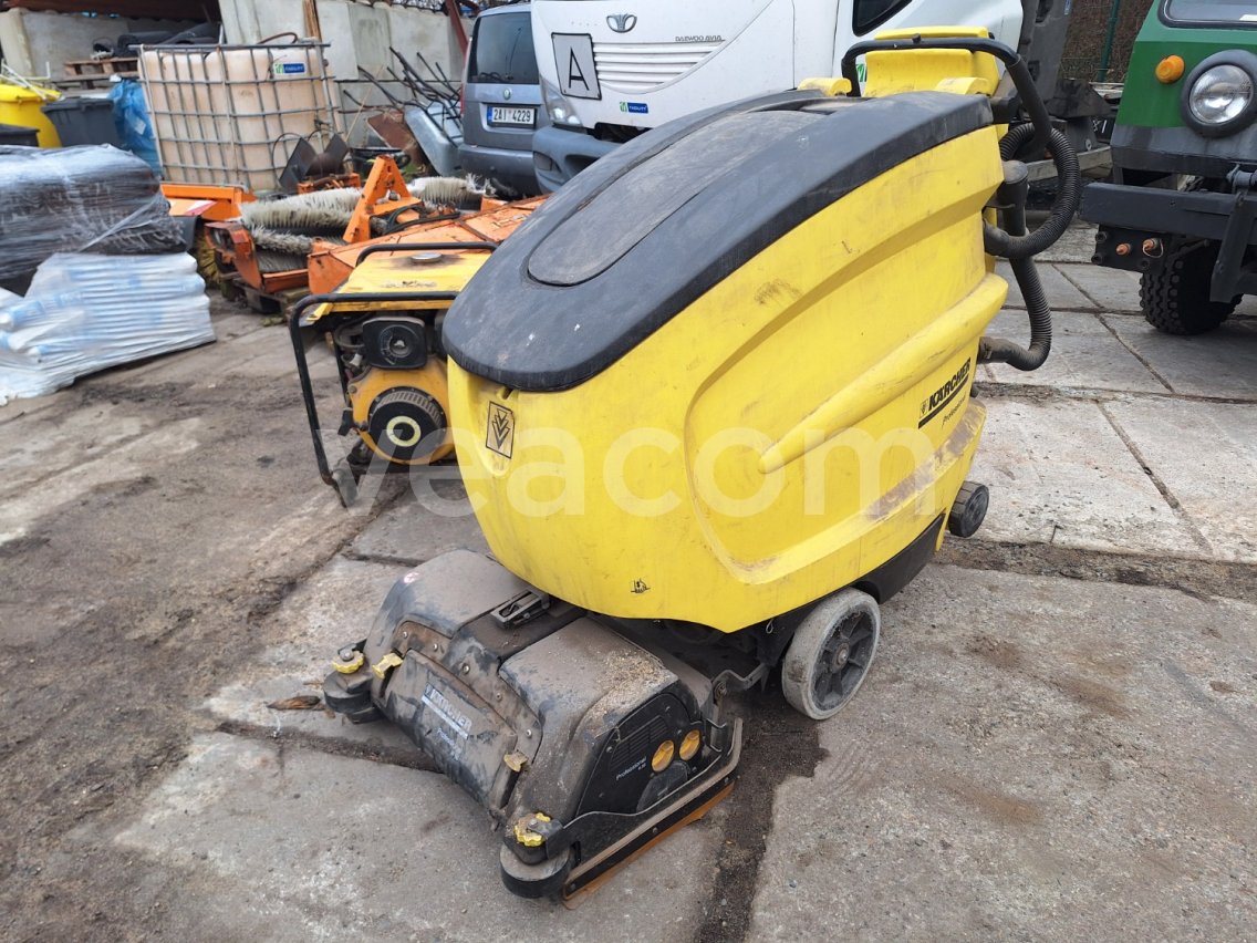 Online aukce:   KÄRCHER PROFESSIONAL R55