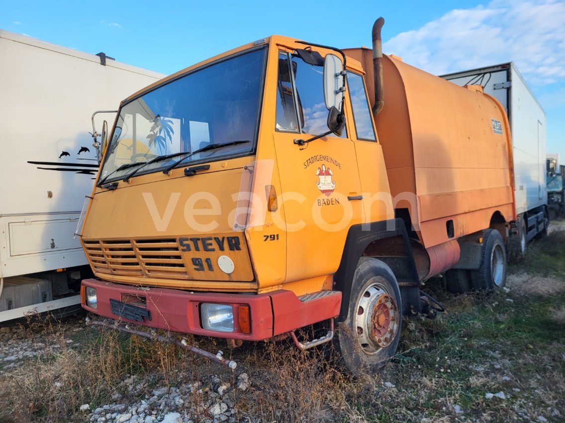 Online-Versteigerung:   STEYR 791.145