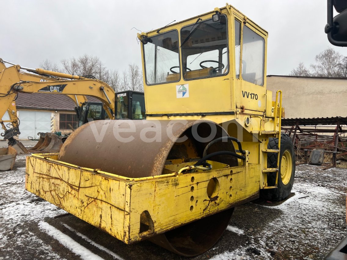 Aukcja internetowa: STAVOSTROJ  STAVOSTROJ VV170