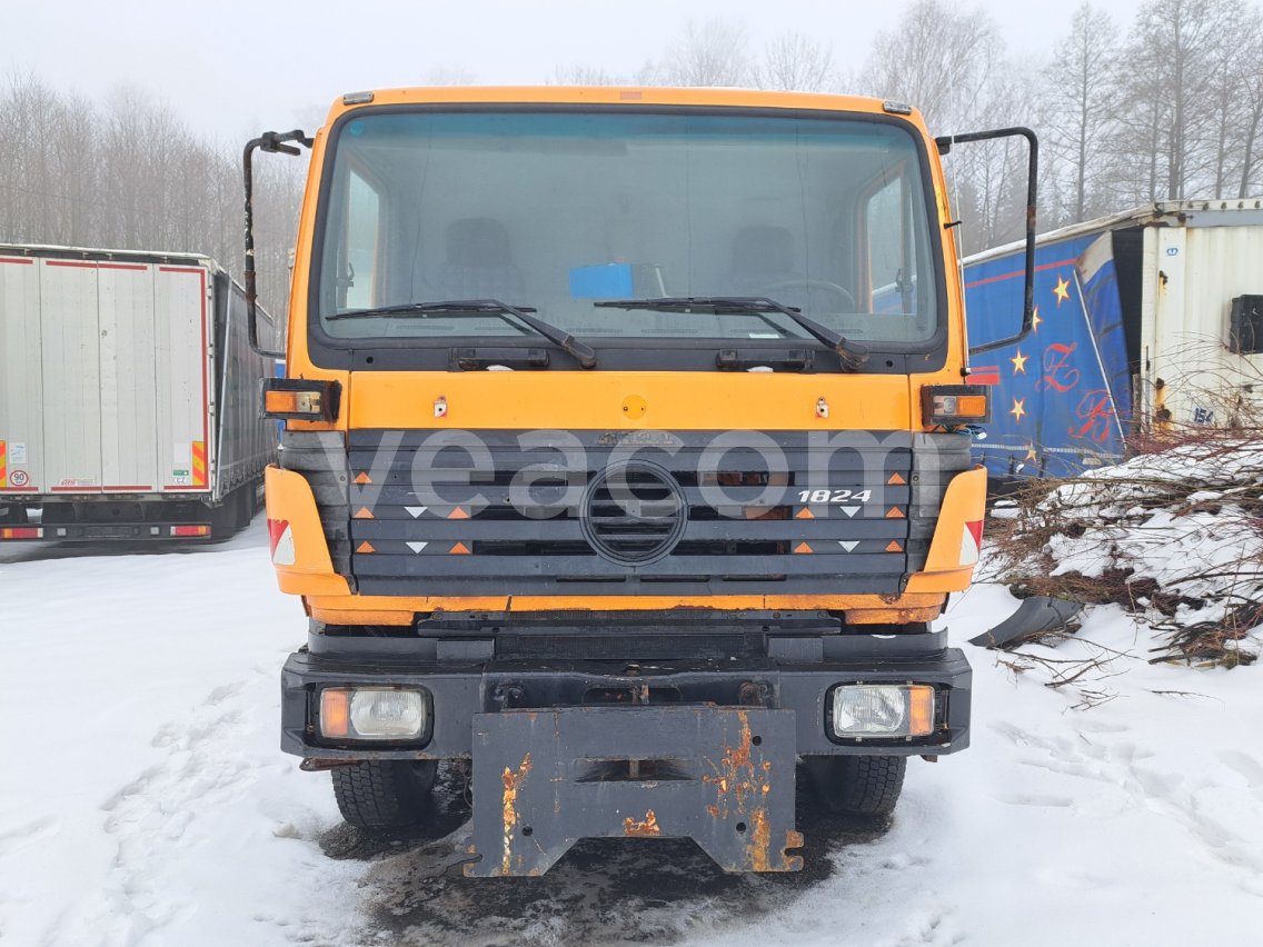 Online aukce: MB  1824 AK 4X4