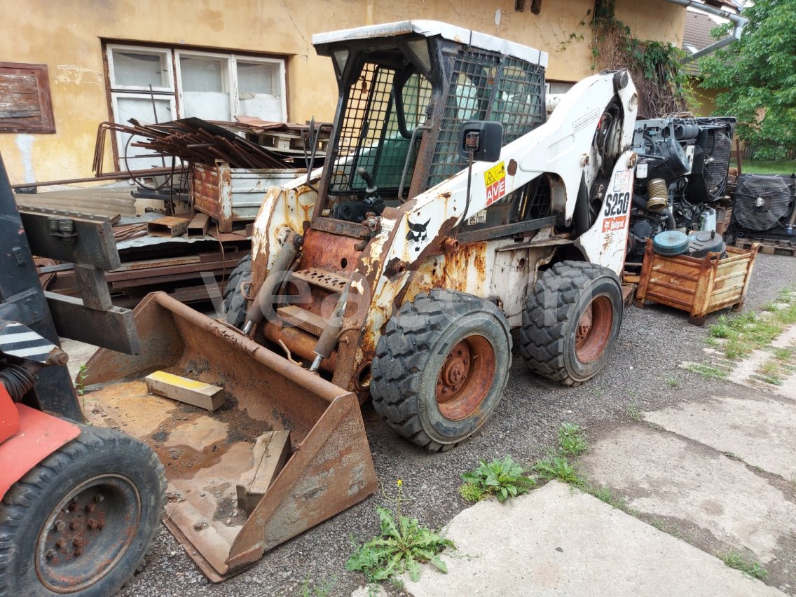Online aukce: BOBCAT  S250