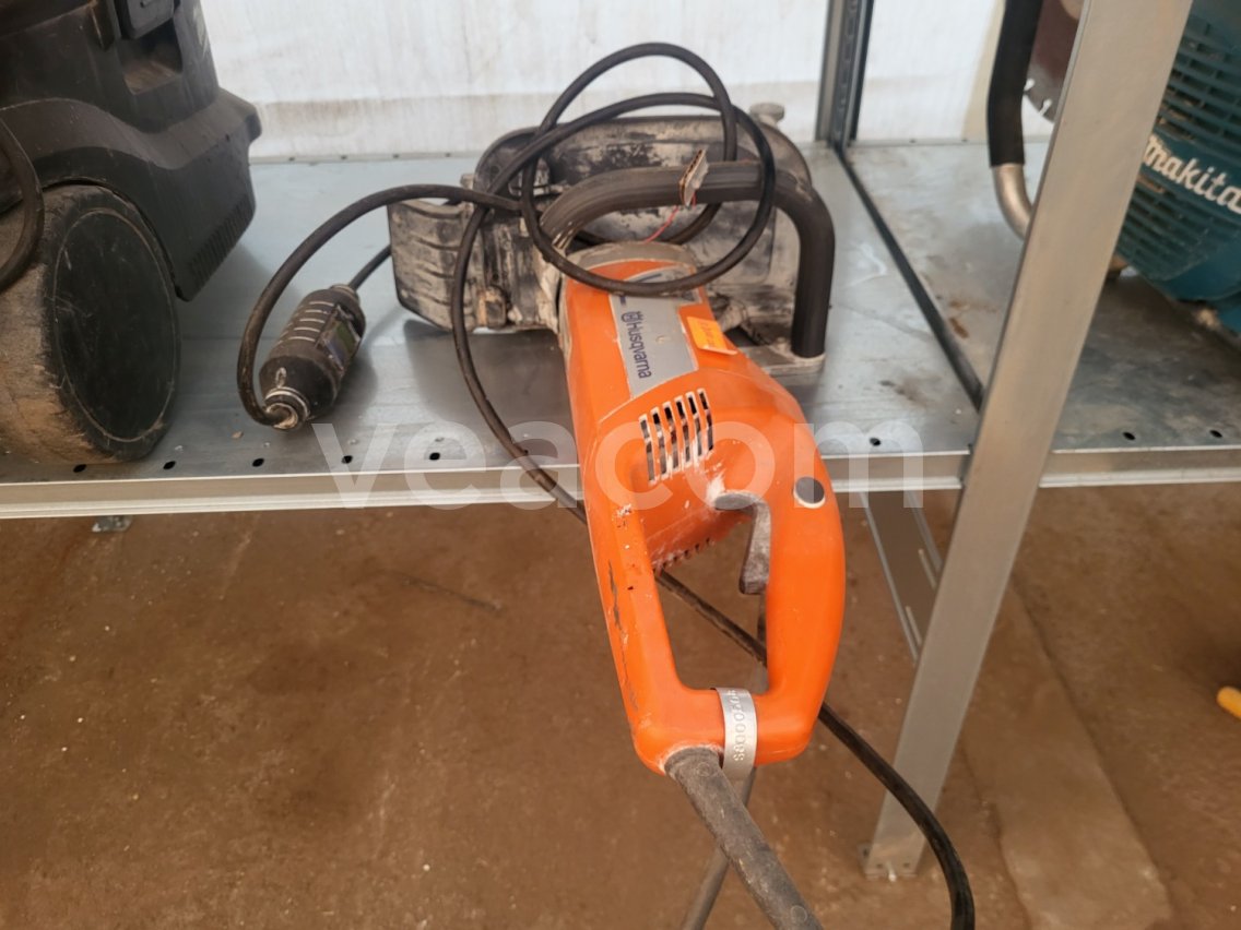 Aukcja internetowa:   ROZBRUSOVAČKA HUSQVARNA K 3000